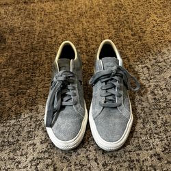 Converse Shoes Women’s Size 7