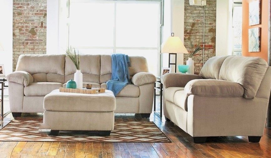 NEW Love Seat Sofa Set