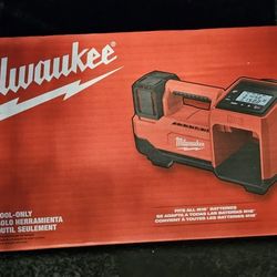 Milwaukee  M18 Tire Inflator 