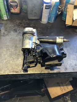 HITACHI Roofing Nailer - RUFERA