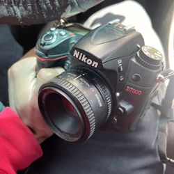 Nikon D7000 Camera 