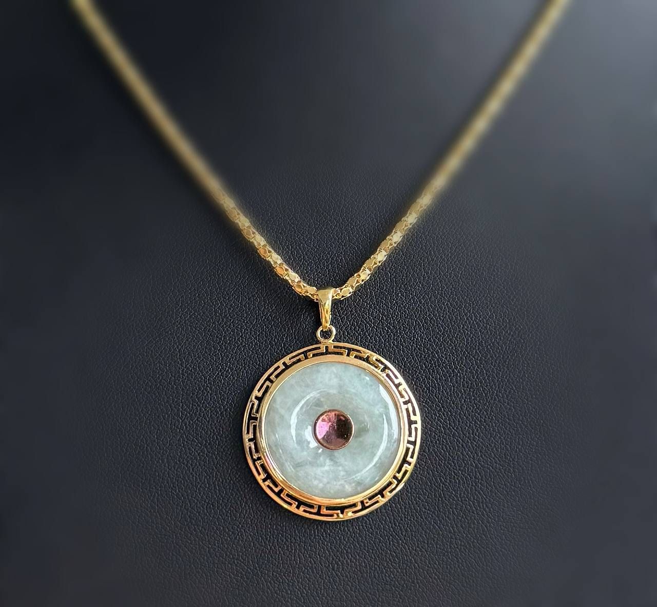 Jewelry 14k solid yellow gold Chinese Jade donut 23CTW Pendant charm