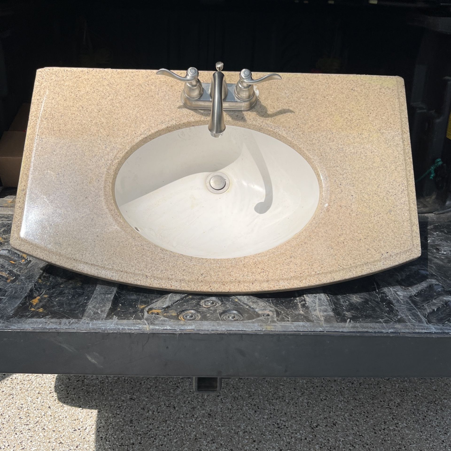 Bathroom Sink 30 1/2 By 18 1/2