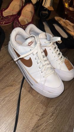 Mixed Women's Shoe Lot – 8 Pairs