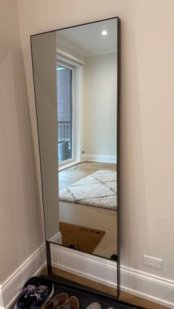 Workout-Enabled Mirror