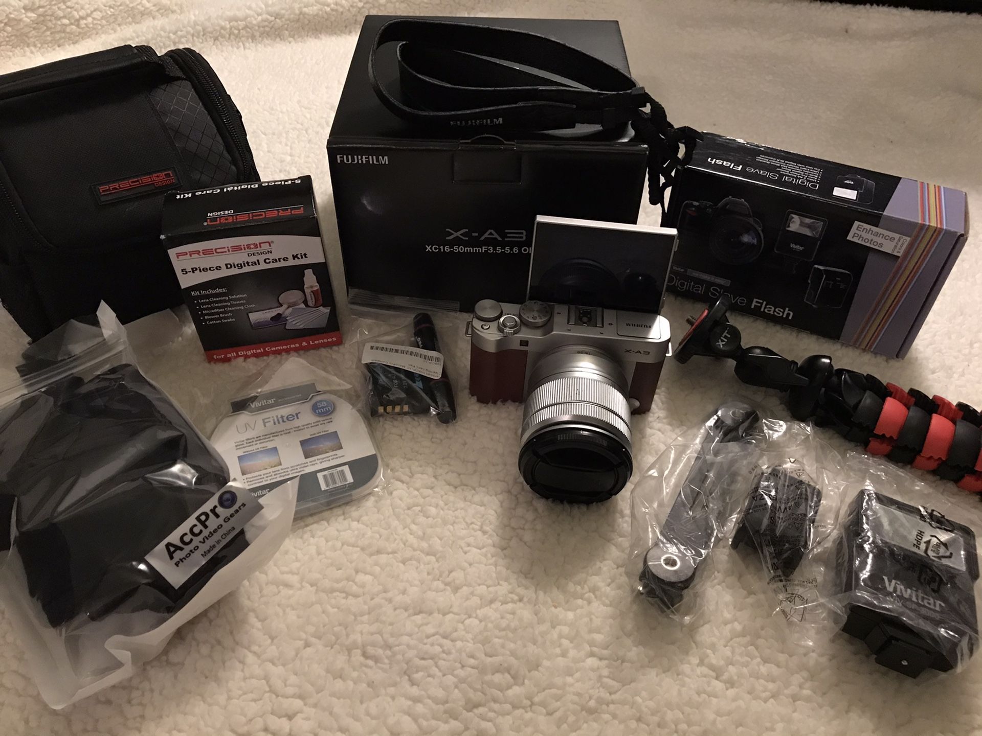 FUJIFILM X-A3 Mirrorless Digital Camera +16-50mm Lens, 32GB Memory