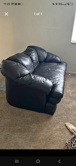 Black Leather Couch- Great Condition