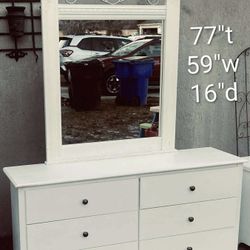 6 Drawer White Dresser w/ Mirror