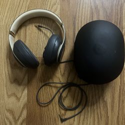 Headphone