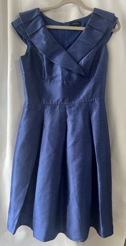 Tahari Arthur S Levine Blue Fit & Flare Dress Size 8 Sleeveless V Neck Pleated
