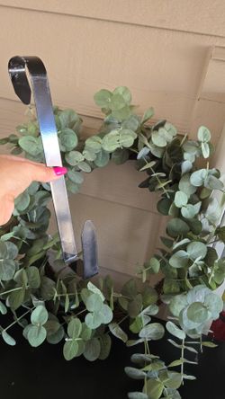 Wreath and door hook