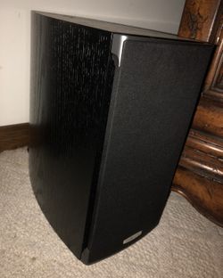 4 Polk audio RTiA3 Bookshelves