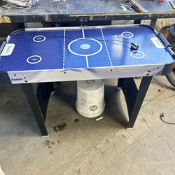 Air Hockey Table