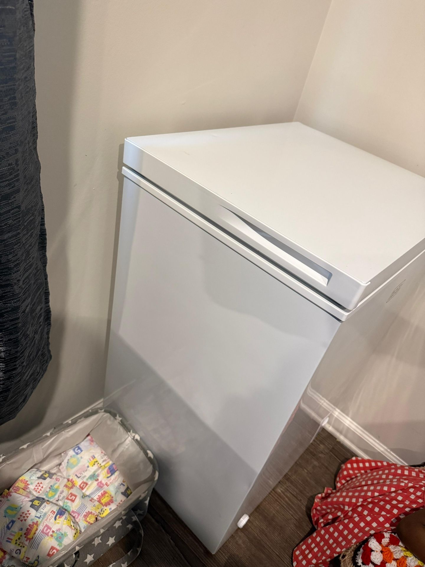 Sofa Freezer Bed Mattress Tv 32 Inch