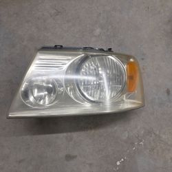 2004 to 2008 Ford F150 Left Headlight