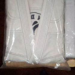 BRAZILIAN JIU JITSU Gi (New)