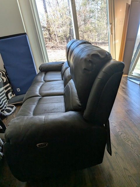 Recliner Sofas Free