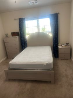 Full Size Bedroom Set