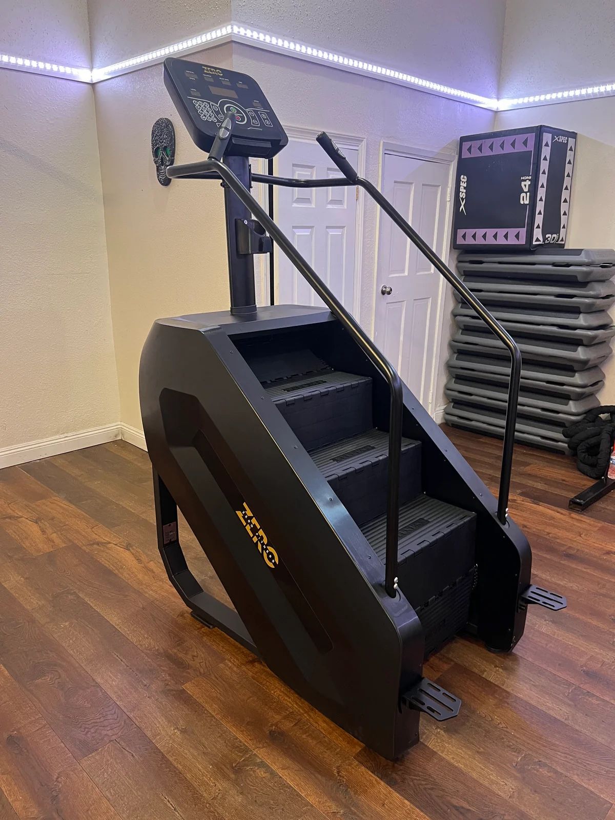 STAIR MASTERS🔹STAIR CLIMBERS🔹WORKOUT GYM EQUIPMENT 