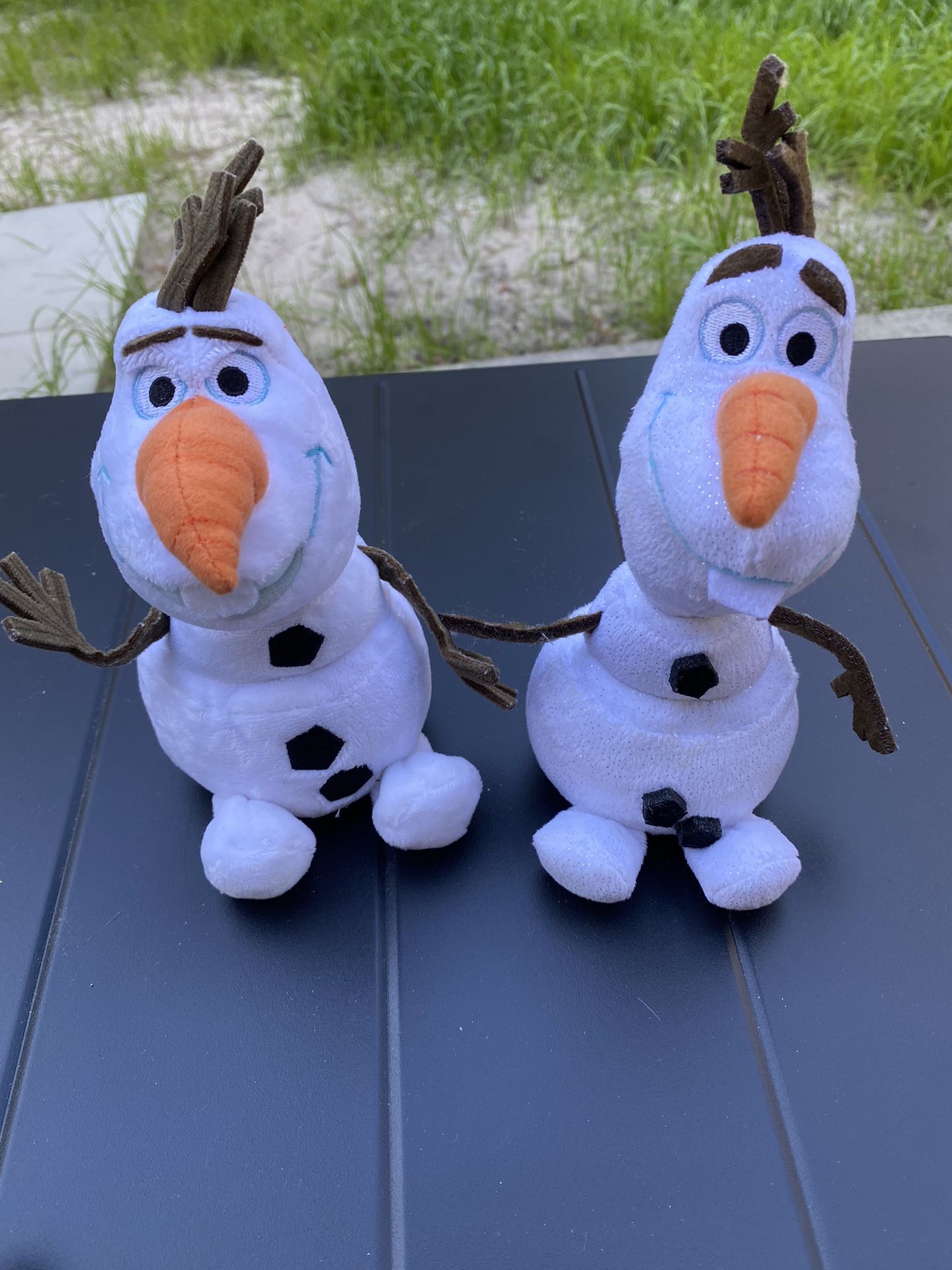 Disney Plush Olaf Beanie TY and sparkle Olaf stuffed animals lot of 2 plush