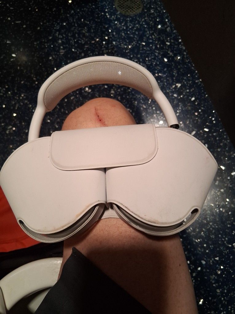 Apple Airpod Pro max Silver Bluetooth 