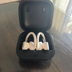 Apple power beats pro 