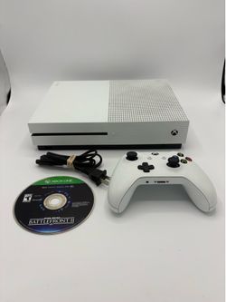 Xbox One S w/ Core Wireless Controller & Star Wars Battlefront 2 (TESTED)