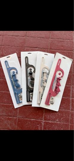 Billet 4500 Dominator Carburetor Throttle Cable Bracket