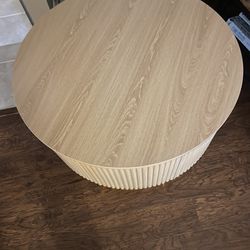 NEW! Coffee table with storage