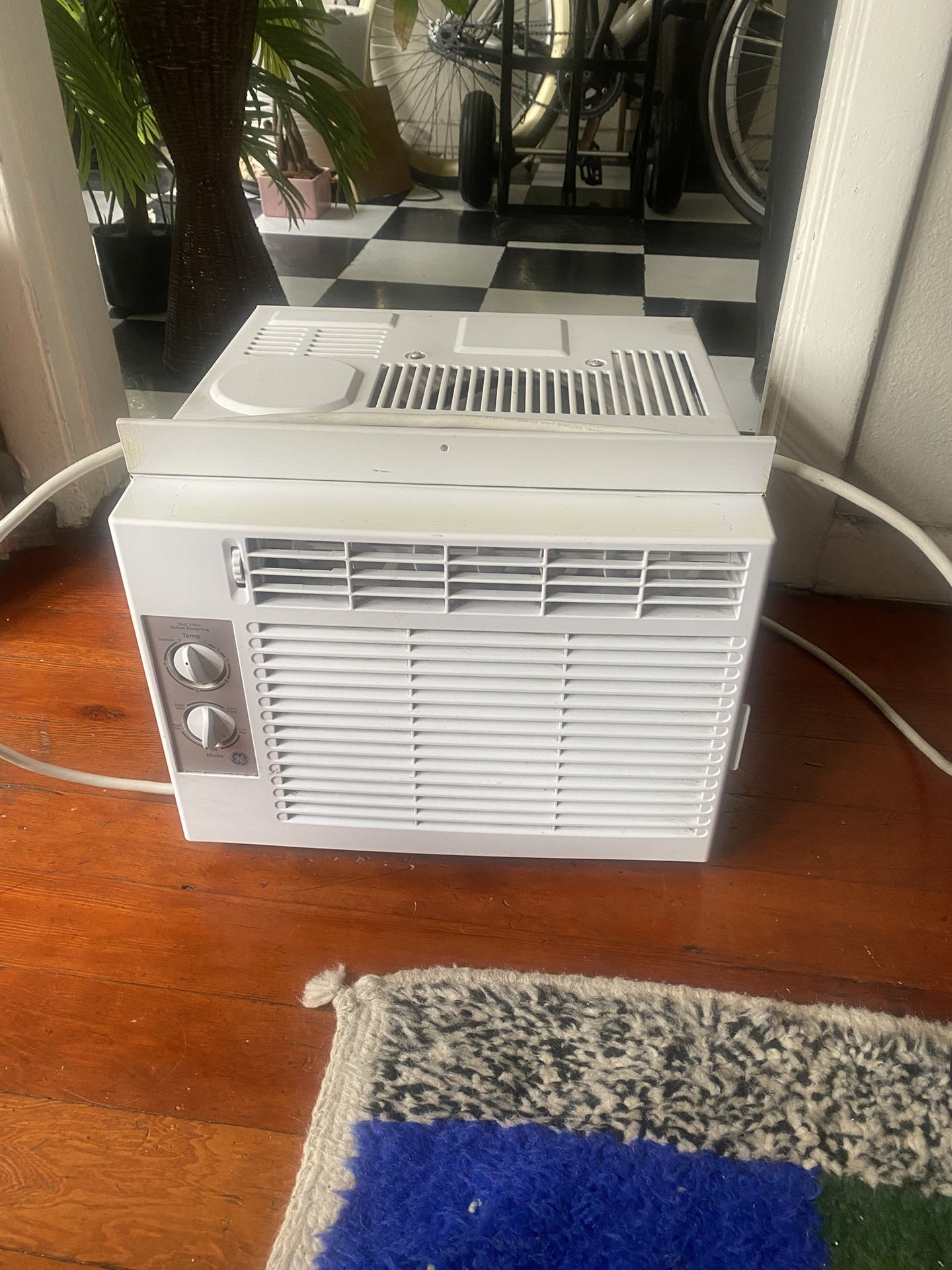 GE WINDOW A/C UNIT