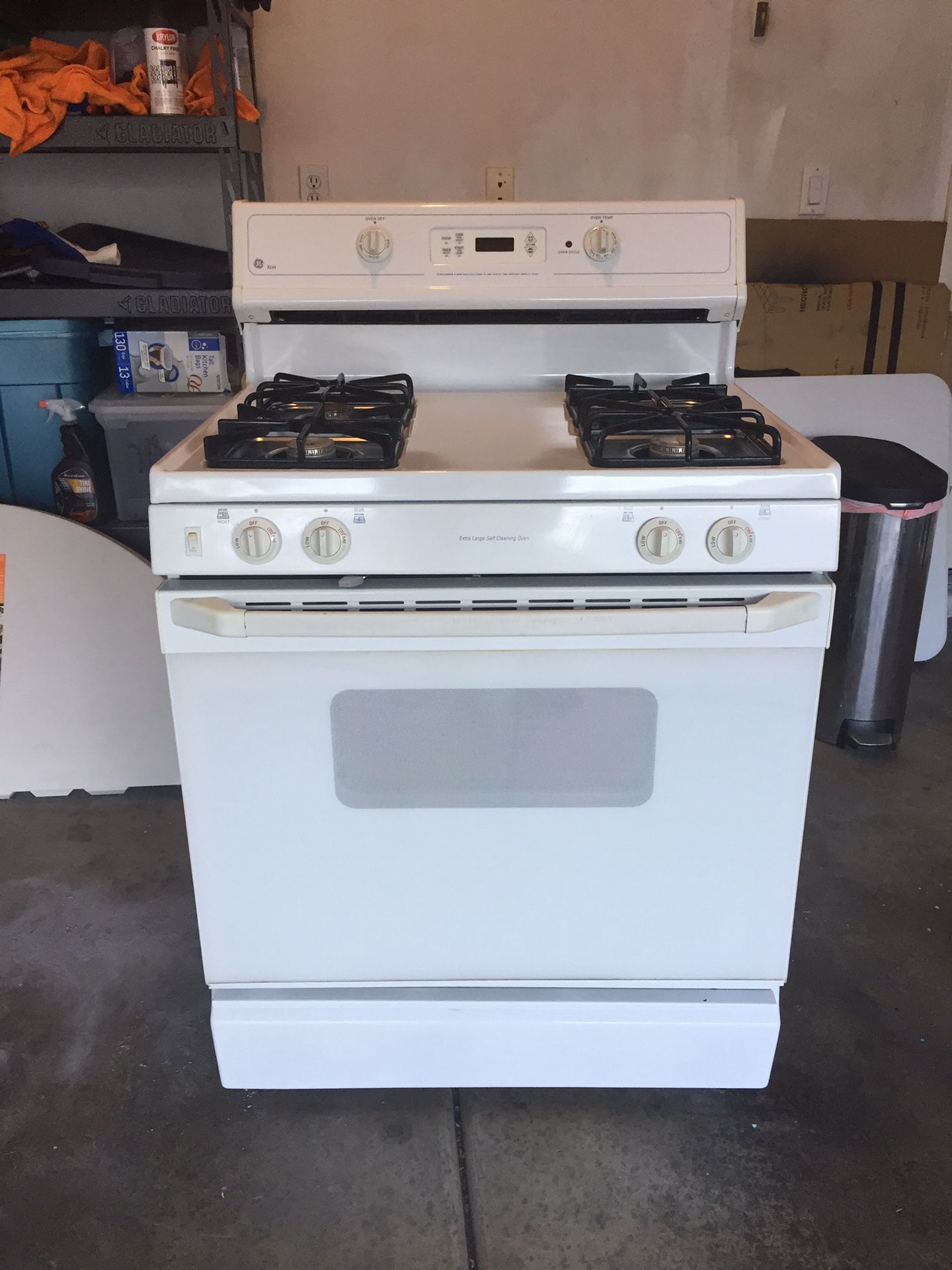 Range Oven by GE