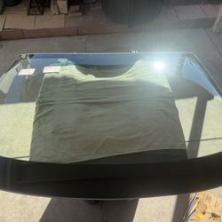 Oem Winshields Silverado  Corvette … New Rear Glass 