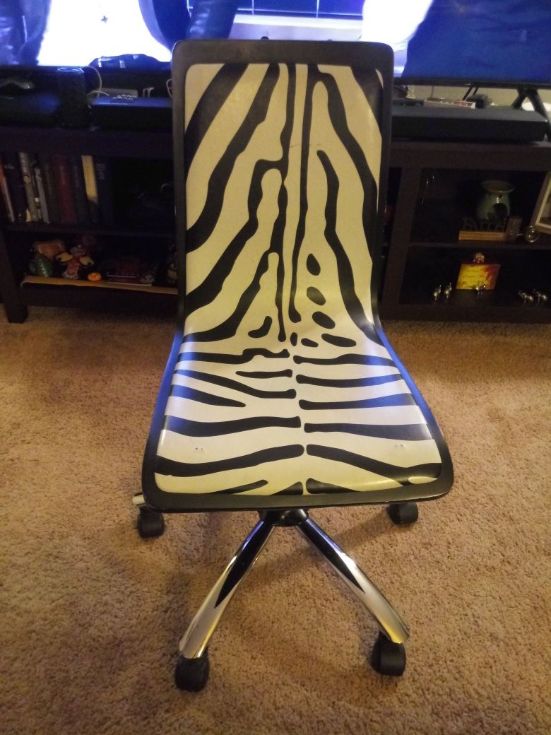 Zebra Rolling Desk Chair