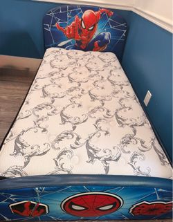 Twin bed WITH mattress