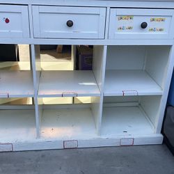 Dresser/Shoe cabinet