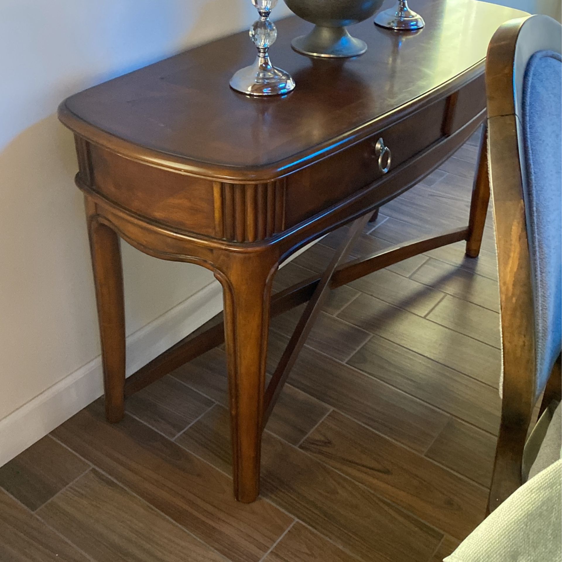 Entryway/Console/ Table