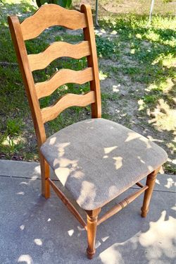 Vintage APA Marketing Sturdy Oak Wood Dining Chair - Excellent Condition