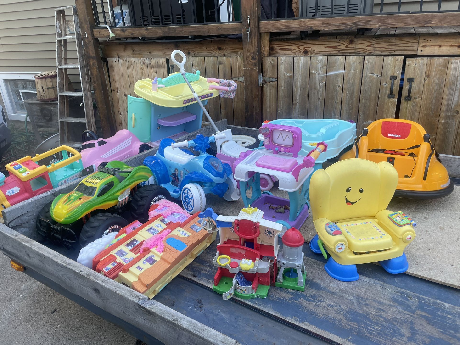 12 Kids Toys and Push Cars, take all of this for $20