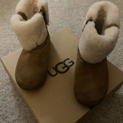 Kid’s UGG Boots-Style Ramona- Toddler Size 12