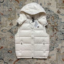 Men’s winter Vest size L/XL  Price Firm Not Negotiable.