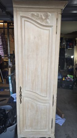 French Provincial Armoire w/ Mirror + 12 Drawers