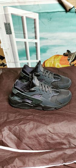 Huarache  Grey graphite anthracite size 9 and 1/2 $60
