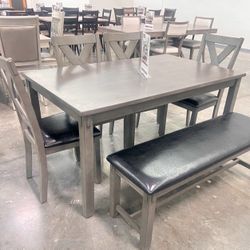 Bonito Comedor De Madera Nuevo En Caja