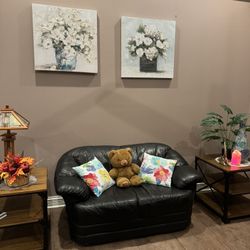 2 Seater Sofa Leather $95