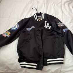 Dodger Size M
