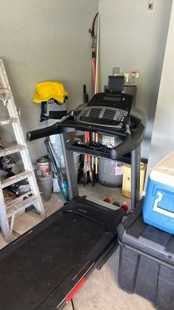 Treadmill Pro Form. Mach’s 3