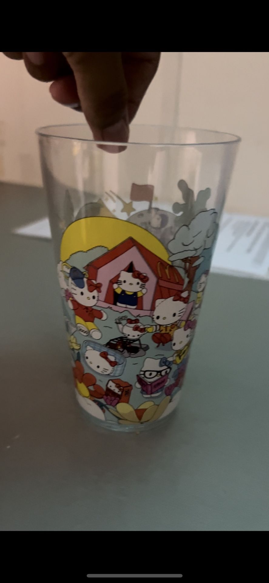 McDonald X Hello Kitty And Snoopy Collector Cups
