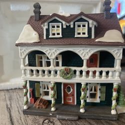 Department 56 New England Village - Captains Cottage 