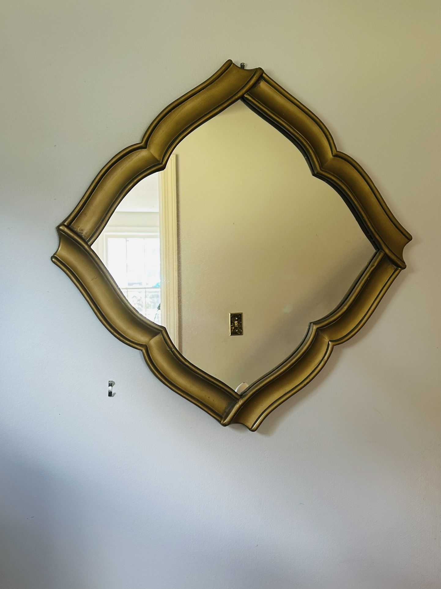 Gold/bronze Entry Mirror