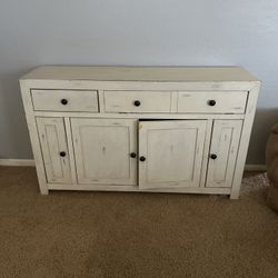 Tv Stand/ Entertainment Center